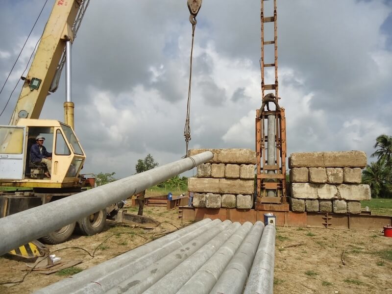 Cọc bê tông ép tải là gì