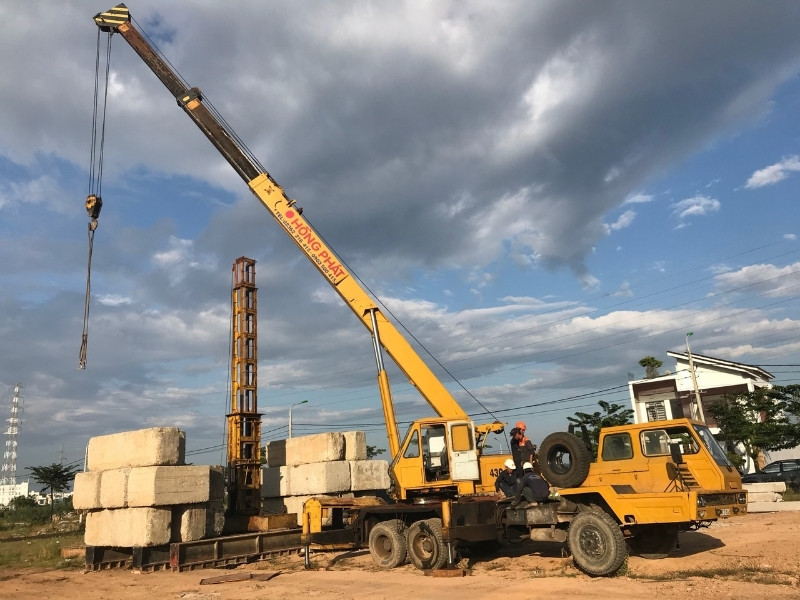 ép cọc bê tông