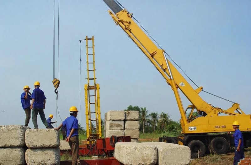 Yếu tố tác động khi thi công ép cọc bê tông