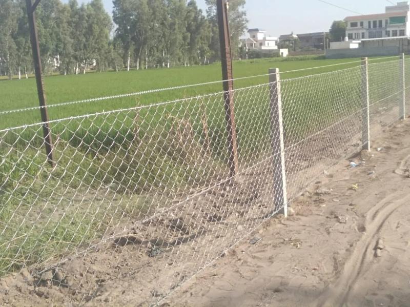 Bảng giá mua cọc rào bê tông mới nhất năm 2026